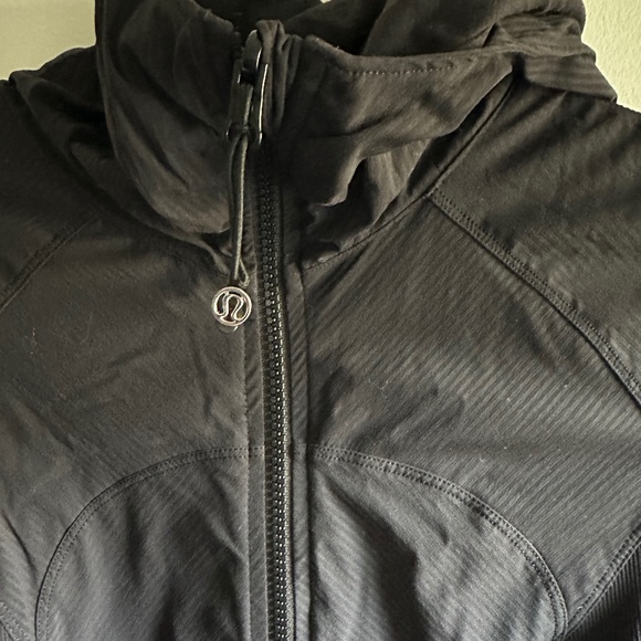 Lululemon In Flux Jacket, Black, Size 4 - Picture 5 of 10